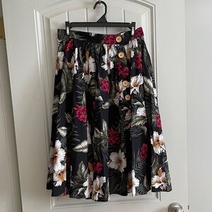 Hell Bunny Floral skirt S